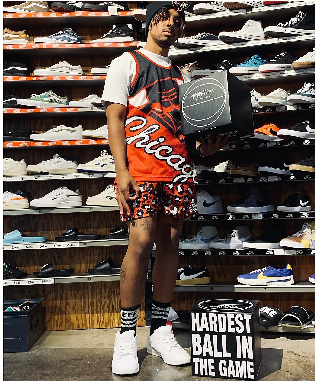 Mitchell & Ness X NBA Chicago Bulls Big Face 5.0 Black & RedBasketball Jersey - Image 2